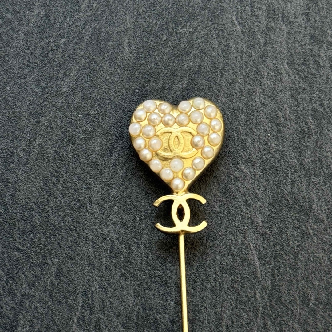 CHANEL - Chanel シャネル ピンブローチ ハート ゴールド パール CHANEL - Chanel シャネル ピンブローチ ハート ゴールド パール