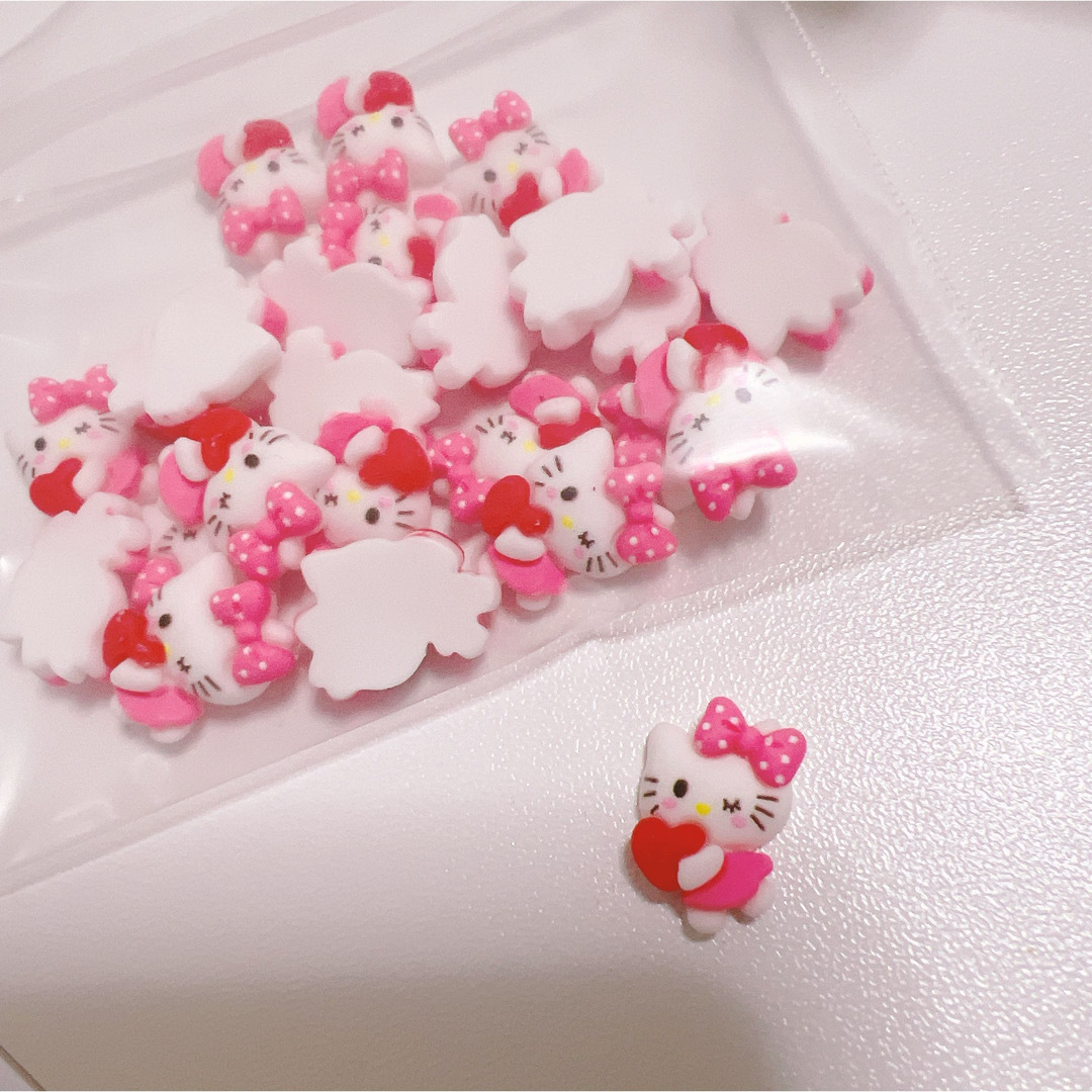 ネイルパーツ　どれでも900円！ コスメ/美容のネイル(デコパーツ)の商品写真