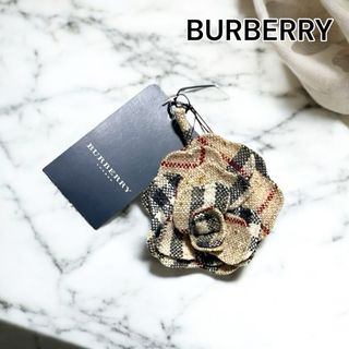 BURBERRY(ブローチ/コサージュ)のフリマアイテム一覧 BURBERRY(ブローチ/コサージュ)のフリマアイテム一覧
