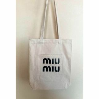 MIU MIUのフリマアイテム一覧 MIU MIUのフリマアイテム一覧