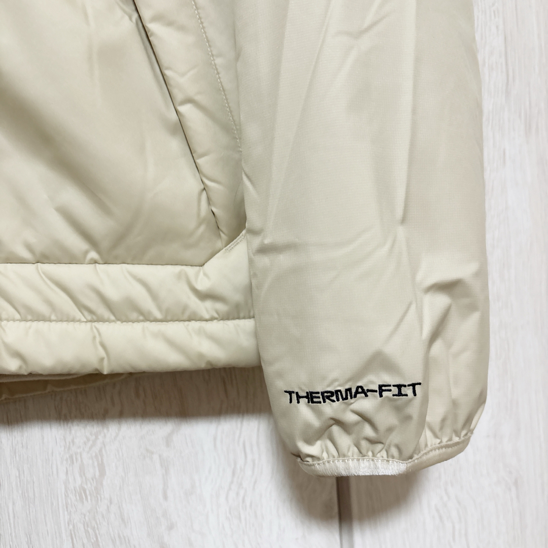 NIKE - 定価17710円☆NIKE☆中綿ジャケット☆ベージュ☆XLサイズ NIKE - 定価17710円☆NIKE☆中綿ジャケット☆ベージュ☆XLサイズ