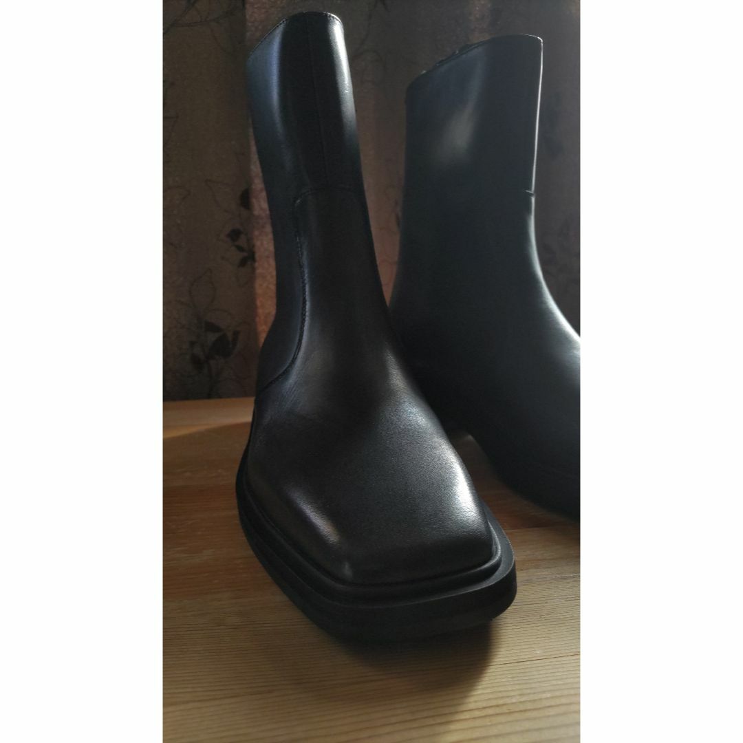 新品》HAREスクエアトゥZIPブーツ Lサイズ 新品》HAREスクエアトゥZIPブーツ Lサイズ
