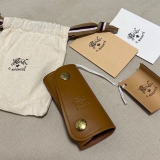 IL BISONTE(キーケース ・ ブラウン/茶色系)のフリマアイテム一覧 IL BISONTE(キーケース ・ ブラウン/茶色系)のフリマアイテム一覧