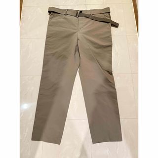 sacai - 黒4新品 sacai メンズ スラックス スキニー テーパード sacai - 黒4新品 sacai メンズ スラックス スキニー テーパード