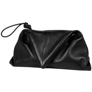 BOTTEGA VENETA(クラッチバッグ)のフリマアイテム一覧 BOTTEGA VENETA(クラッチバッグ)のフリマアイテム一覧