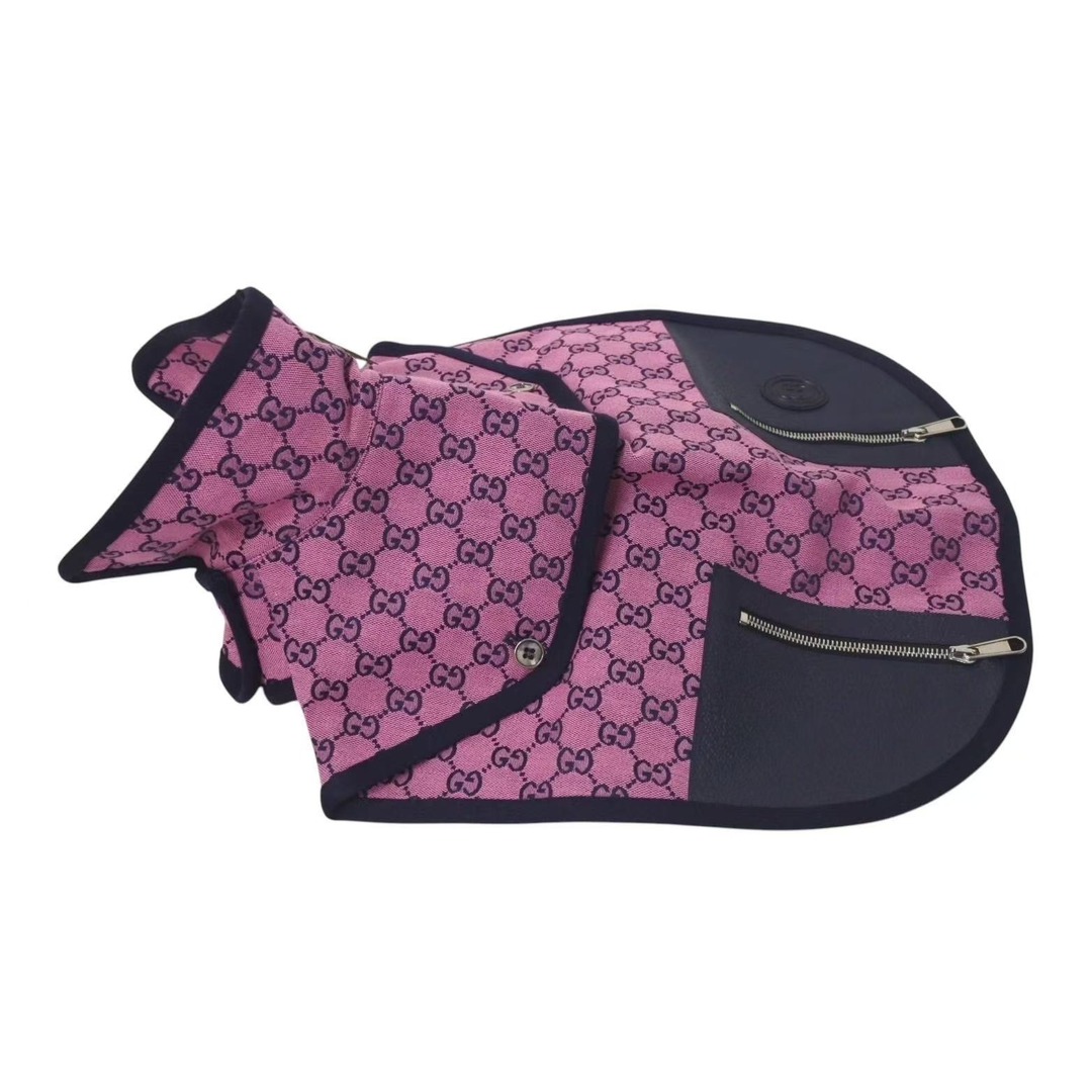 GUCCI - 新品未使用 GUCCI グッチ ペット トレンチコート 695730 GUCCI - 新品未使用 GUCCI グッチ ペット トレンチコート 695730