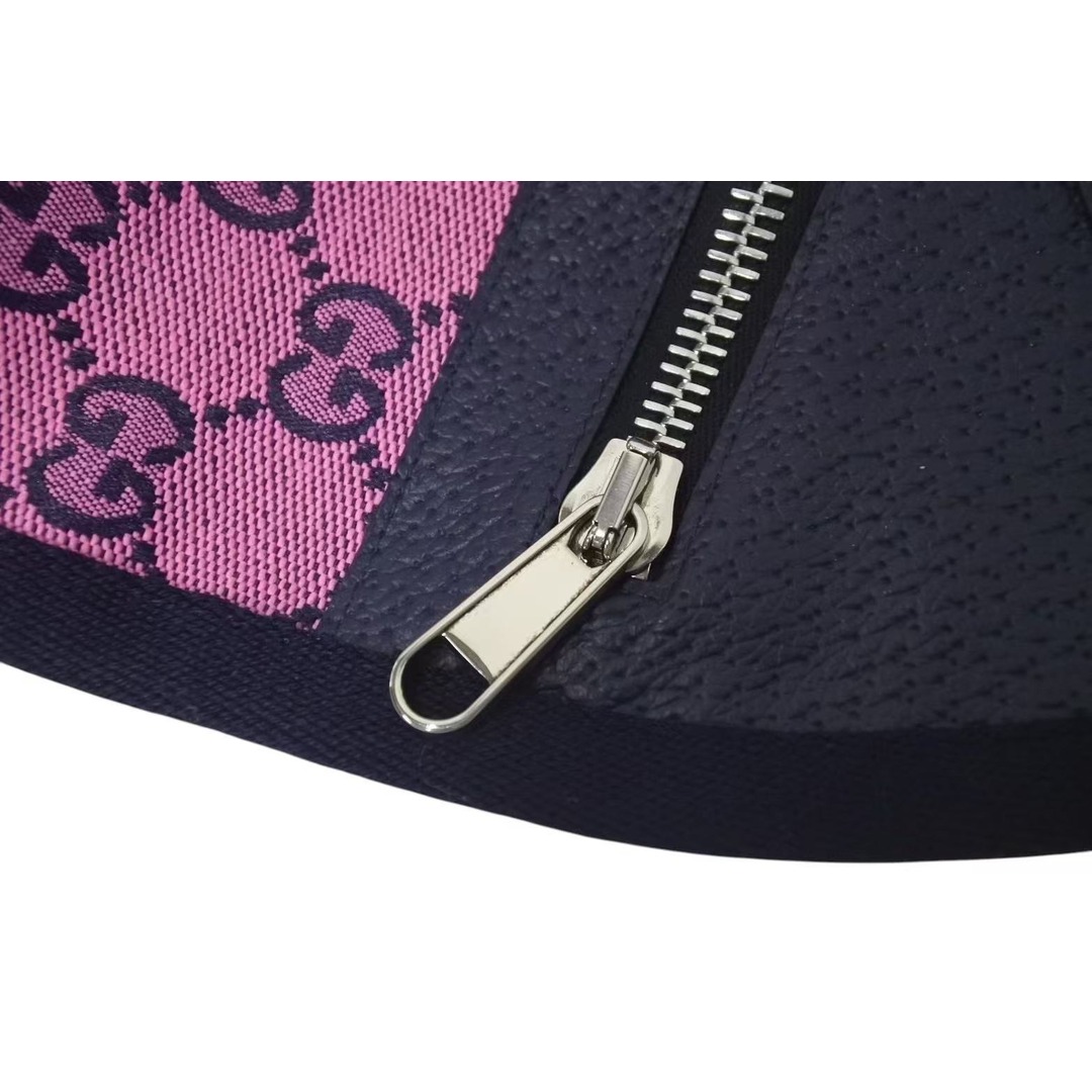 GUCCI - 新品未使用 GUCCI グッチ ペット トレンチコート 695730 GUCCI - 新品未使用 GUCCI グッチ ペット トレンチコート 695730