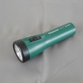 パナソニック(Panasonic)のハロゲン球 Panasonic BF-113 懐中電灯(ライト/ランタン)