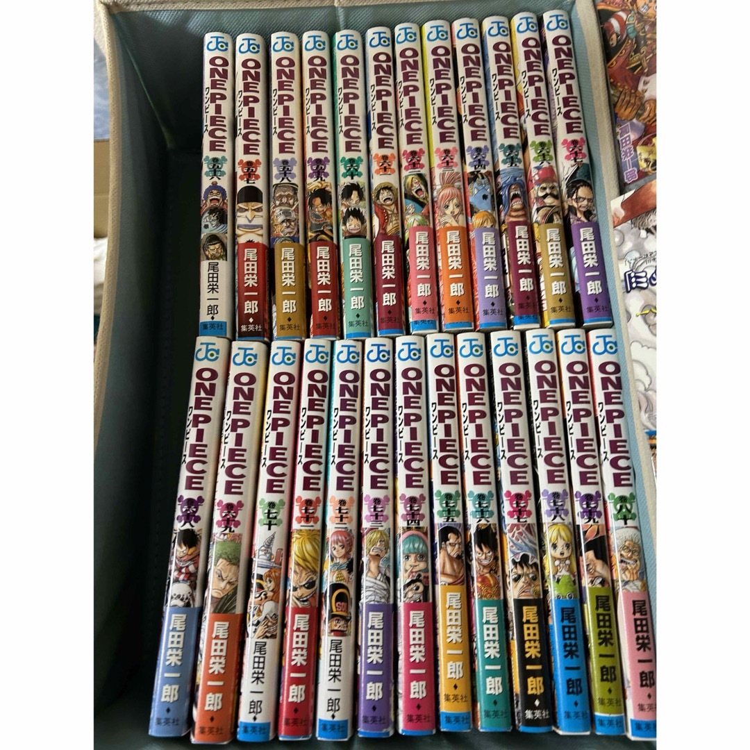 ONE PIECE - ワンピース 56-80巻 +その他物品 まとめ売り