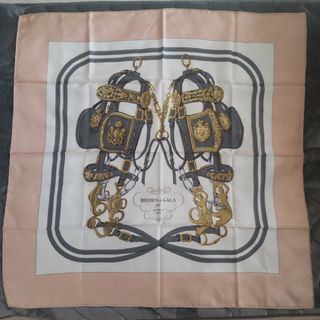 HERMES - エルメス カレ70 スカーフ PAMPA パンパ ネイビー HERMES - エルメス カレ70 スカーフ PAMPA パンパ ネイビー