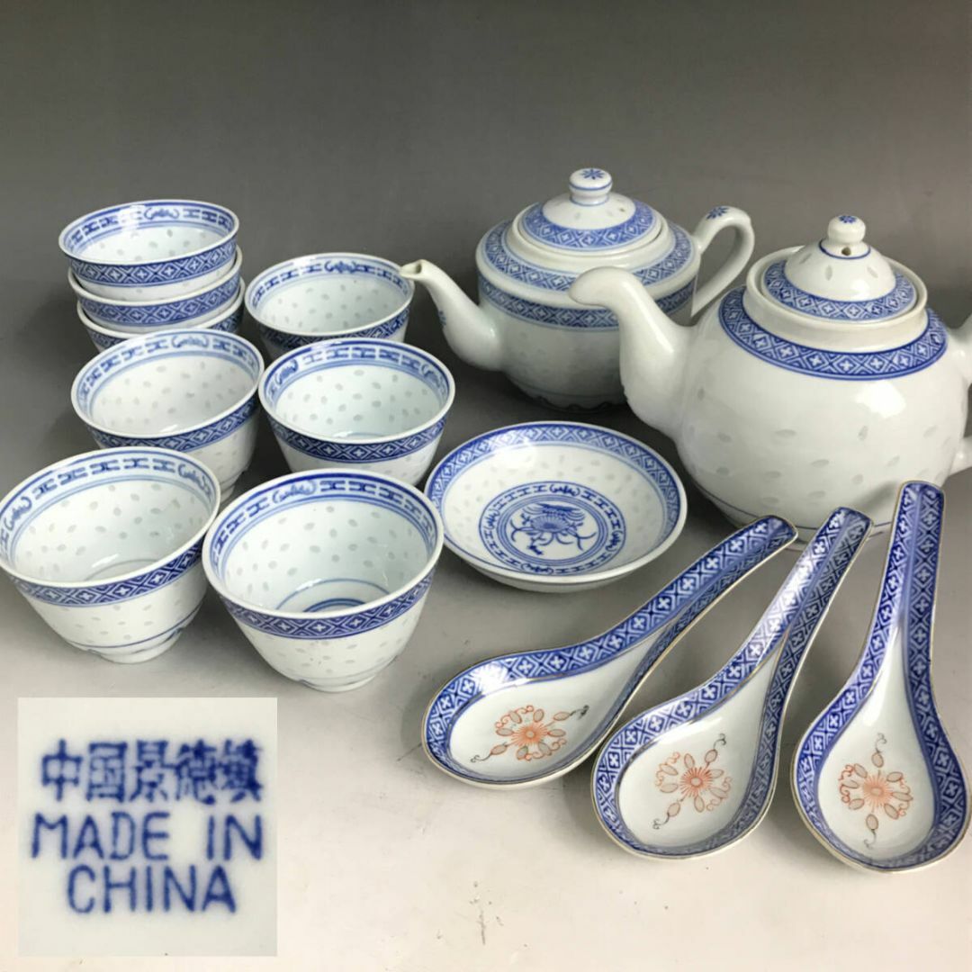 中国 景徳鎮 煎茶道具 まとめて 急須2点 湯呑8点 レンゲ3点 他 染付 蛍透 | フリマアプリ ラクマ 中国 景徳鎮 煎茶道具 まとめて 急須2点 湯呑8点 レンゲ3点 他 染付 蛍透 | フリマアプリ ラクマ