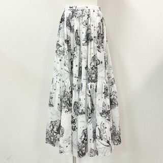 Christian Dior(ひざ丈スカート)のフリマアイテム一覧 Christian Dior(ひざ丈スカート)のフリマアイテム一覧