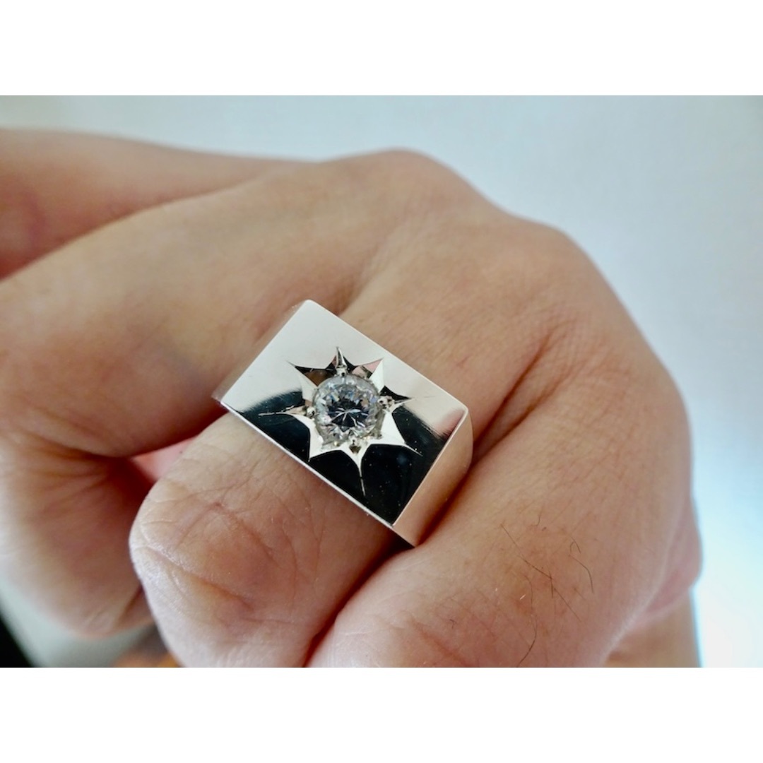 仁尾彫金『一つ星5mmジルコニア、プラチナ印台リング、磨き