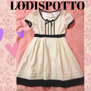 ロディスポット(LODISPOTTO)のオフホワイト黒リボン姫パフスワンピース♡(ひざ丈ワンピース)