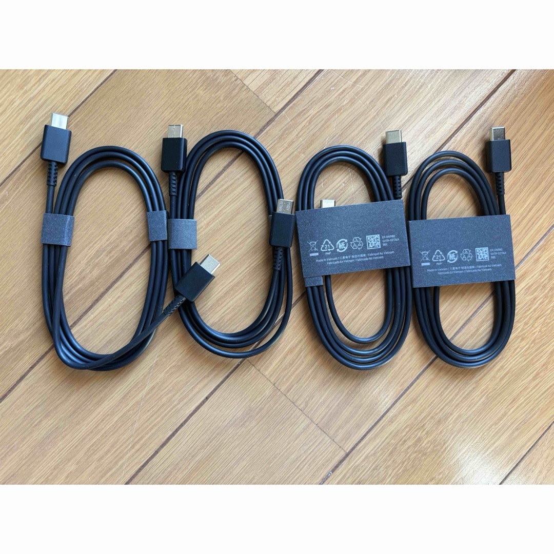 Galaxy(ギャラクシー)のGALAXY ケーブル 4本 スマホ/家電/カメラのスマホアクセサリー(その他)の商品写真