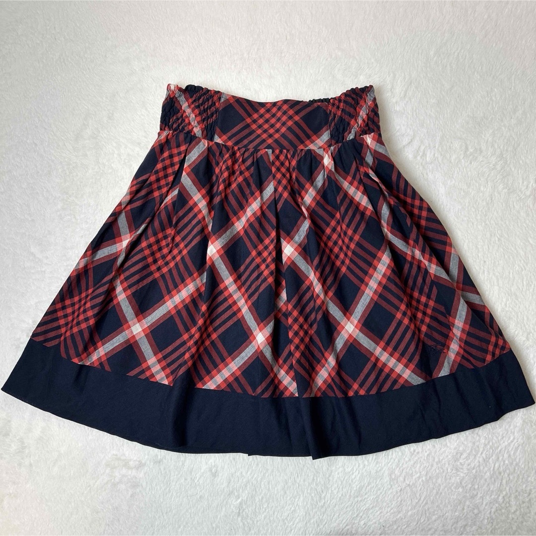 BURBERRY】バーバリー ベルト付きノバチェックスカート 擁し BURBERRY】バーバリー ベルト付きノバチェックスカート 擁し