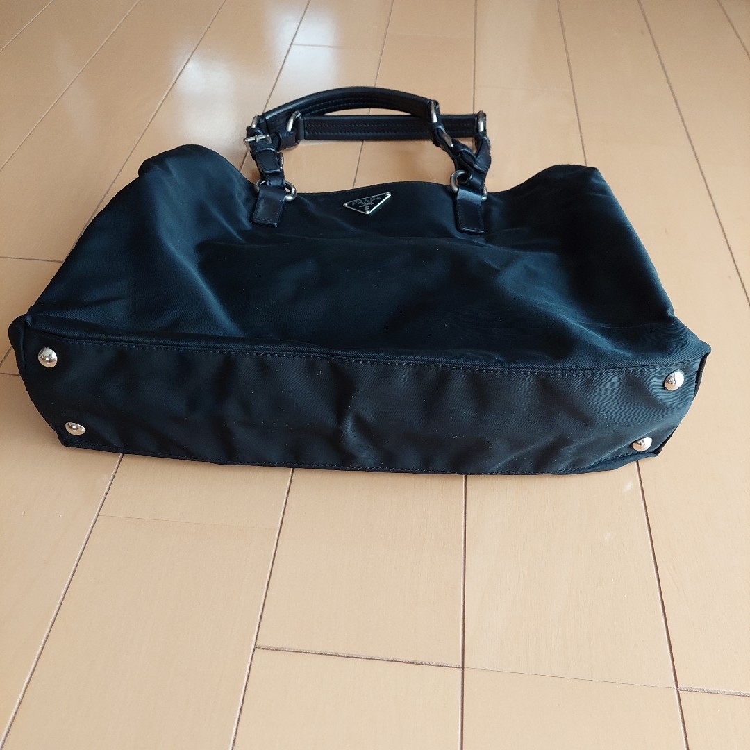 極美品 プラダ トートバッグ ブラック ナイロン 極美品 プラダ トートバッグ ブラック ナイロン