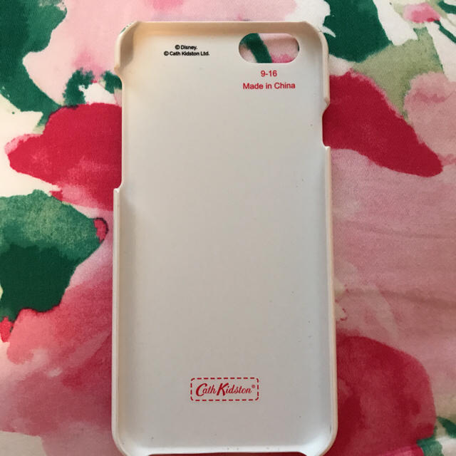 Cath Kidston(キャスキッドソン)のキャスキッドソン×ディズニー iPhone6ケース スマホ/家電/カメラのスマホアクセサリー(モバイルケース/カバー)の商品写真