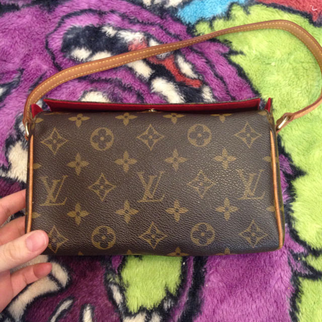 LOUIS VUITTON(ルイヴィトン)の未使用に近い ルイヴィトン バッグ レディースのバッグ(トートバッグ)の商品写真