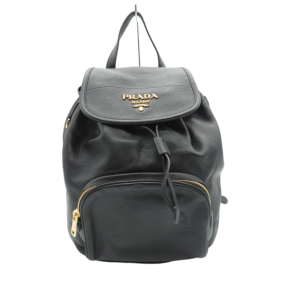 PRADA - プラダ PRADA リュックサック バッグ コンパクト シンプル シック アクティブ カジュアル かわいい 機能的 上品 上質 ワンポイント ブラック ゴールド レザー 1BZ035 レディース 【中古 AB品】☆送料無料☆ 当店通常価格179800円