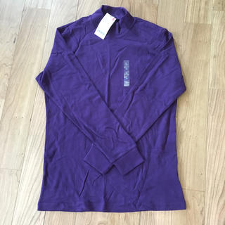 ユニクロ(UNIQLO)の新品 ユニクロ 紫 トップス(Tシャツ/カットソー(七分/長袖))