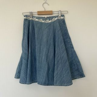 ポール&ジョーシスター(PAUL & JOE SISTER)の【PAUL&JOE SISTER】ポールアンドジョーシスター　スカート　ブルー系　サイズ36　デニム　フレア　猫　レース　(その他)