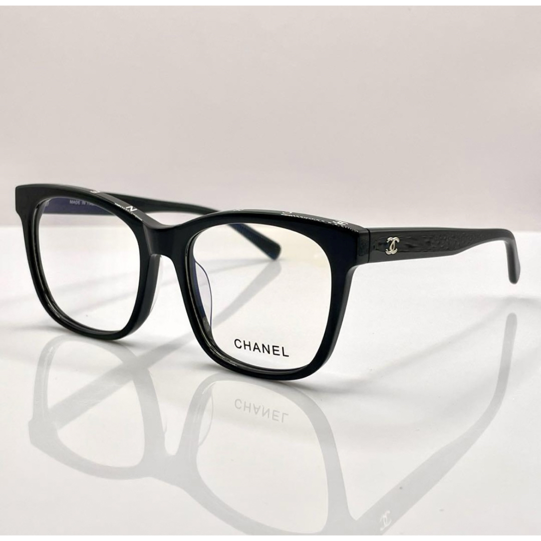 CHANEL - mzk11