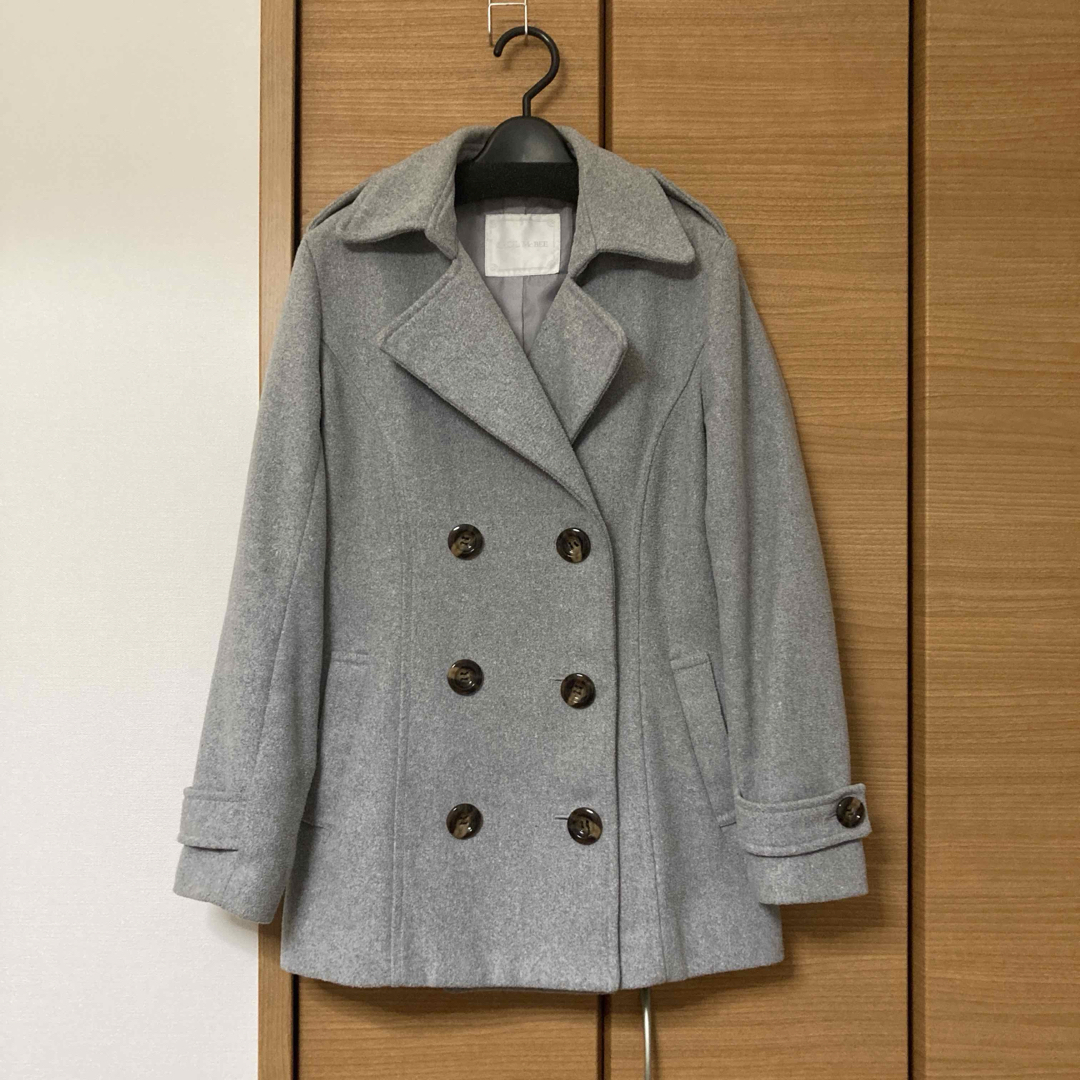 CECIL McBEE(セシルマクビー)のCECILMcBEE ダブルボタンハーフコート レディースのジャケット/アウター(ピーコート)の商品写真