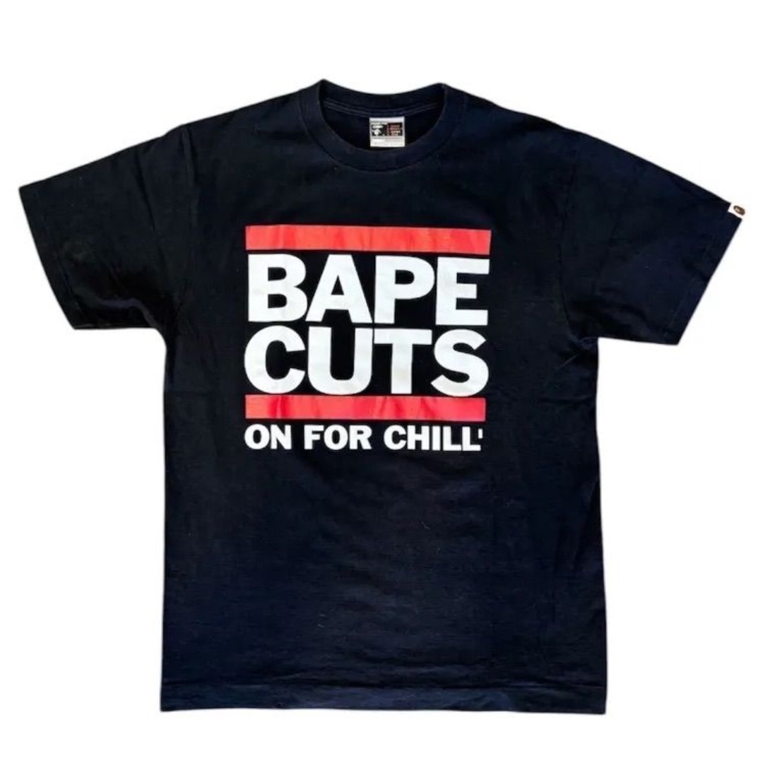 ア ベイシング エイプ A BATHING APE ■ 【 BAPE CUTS Print T-Shirt 】フロント ロゴ プリント クルーネック Tシャツ