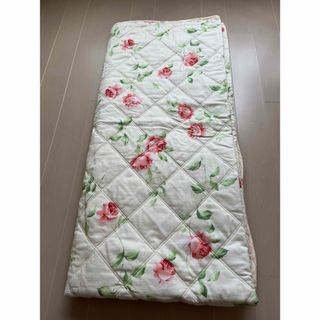 LAURA ASHLEY(寝具)のフリマアイテム一覧 LAURA ASHLEY(寝具)のフリマアイテム一覧