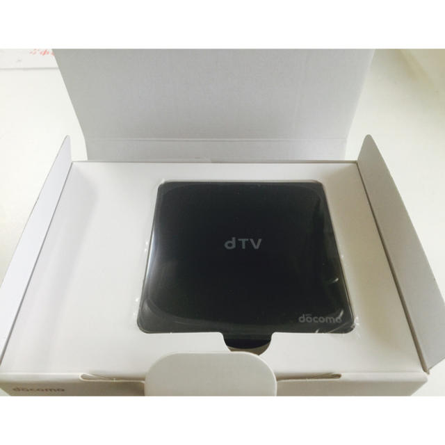 ドコモdTV 01 新品未使用 スマホ/家電/カメラのスマートフォン/携帯電話(携帯電話本体)の商品写真