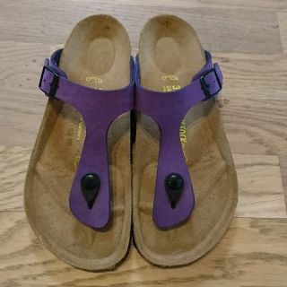 ビルケンシュトック(BIRKENSTOCK)の本日のみの価格【ほぼ未使用】ビルケンシュトック 24センチ      (サンダル)