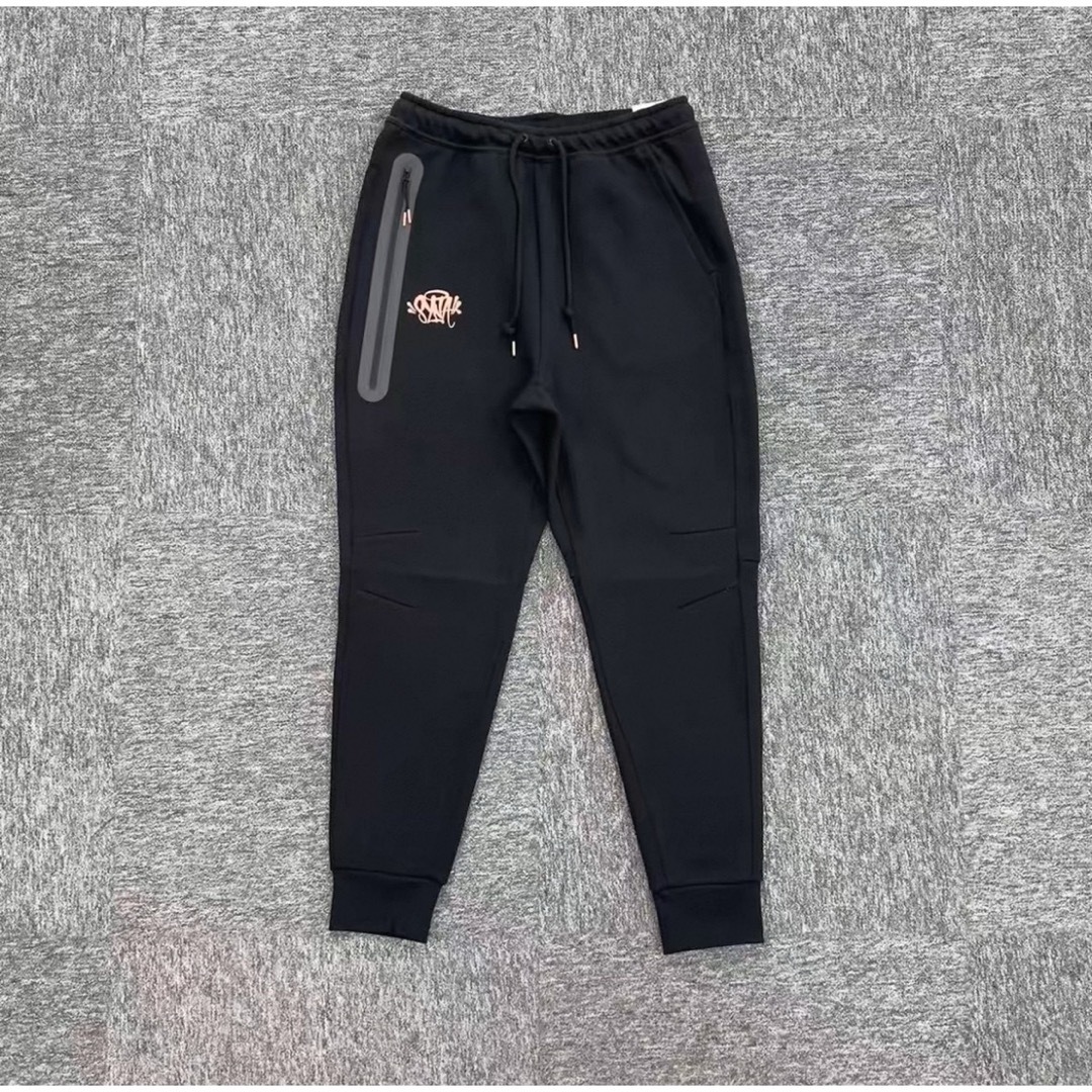 新品Syna World×Nike テックフリース セットアップの通販 by 新品Syna World×Nike テックフリース セットアップの通販 by