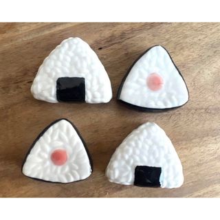 【新品】おにぎりの箸置き(4つ)(食器)