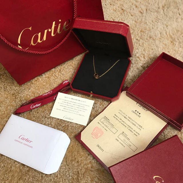 Cartier(カルティエ)のカルティLOVEネックレス レディースのアクセサリー(ネックレス)の商品写真