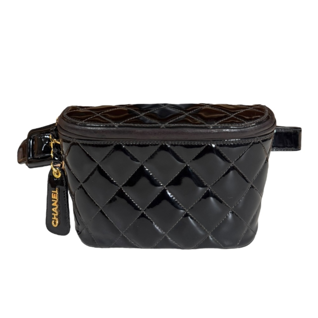 CHANEL - シャネル ウエストバッグ エナメル ブラック レディース CHANEL  中古