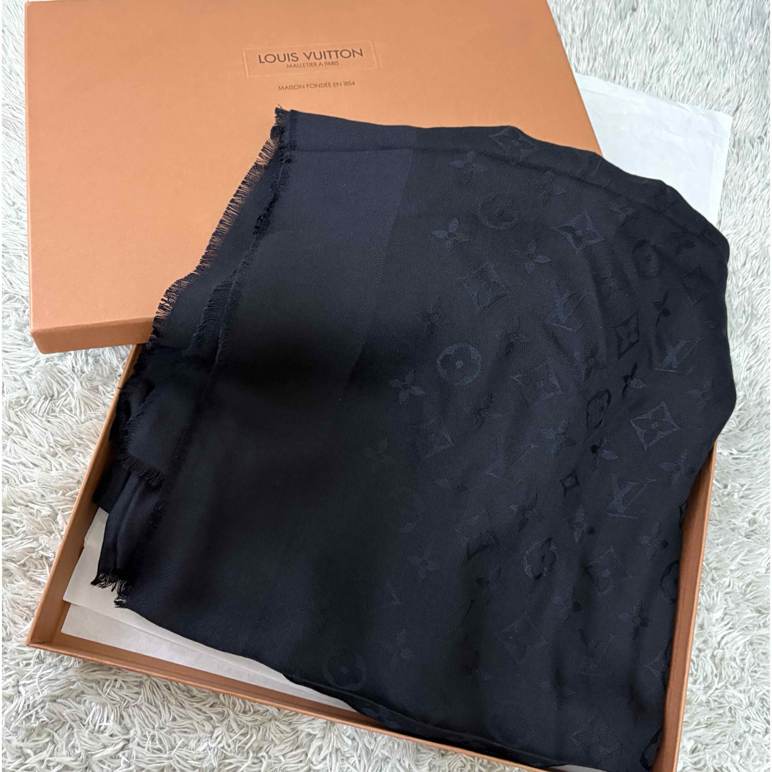 LOUIS VUITTON(ルイヴィトン)のルイヴィトン ストール レディースのファッション小物(ストール/パシュミナ)の商品写真