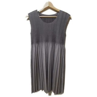 PLEATS PLEASE ISSEY MIYAKE(チュニック)のフリマアイテム一覧 PLEATS PLEASE ISSEY MIYAKE(チュニック)のフリマアイテム一覧