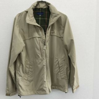 【MACCHIO】 マッチオ　アウター　ジャケット　ベージュ系　Mサイズ　フード付き　カジュアル　(その他)