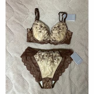 Ravijour(ブラ&ショーツセット)のフリマアイテム一覧 Ravijour(ブラ&ショーツセット)のフリマアイテム一覧