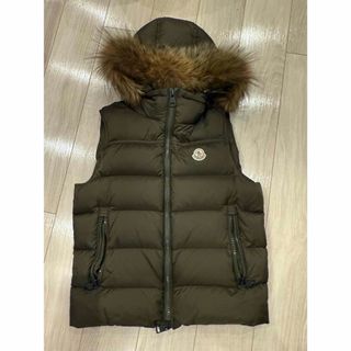 MONCLER - モンクレール ダウンベスト 極美品 サイズ Sの通販 by MONCLER - モンクレール ダウンベスト 極美品 サイズ Sの通販 by