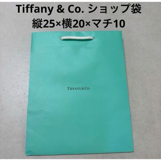 Tiffany & Co.(ショップ袋)のフリマアイテム一覧 Tiffany & Co.(ショップ袋)のフリマアイテム一覧