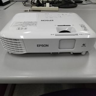 EPSON - ランプ使用546時間 エプソン ビジネスプロジェクター EB EPSON - ランプ使用546時間 エプソン ビジネスプロジェクター EB