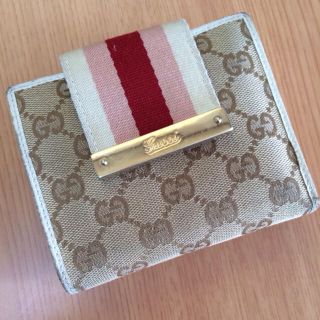 グッチ(GUCCI)のGUCCI★二つ折り財布(財布)