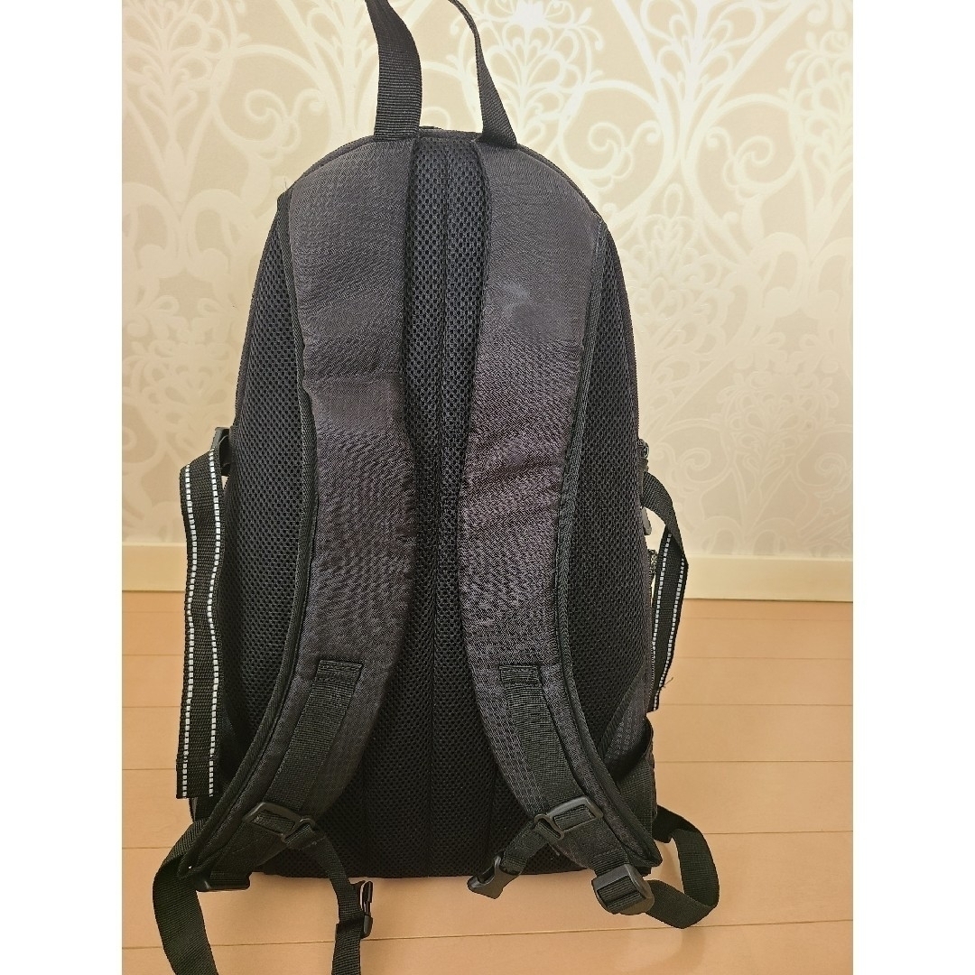 FILA(フィラ)のフィラ　通学リュック 40l 　池田屋×FILAコラボ　大容量　丈夫　機能性 レディースのバッグ(リュック/バックパック)の商品写真