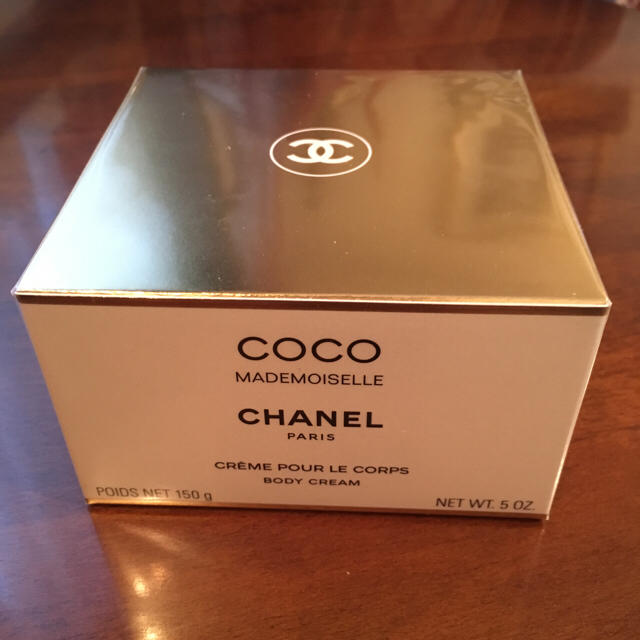 CHANEL(シャネル)のCHANEL ココ マドモアゼル フレッシュボディークリーム コスメ/美容のボディケア(ボディクリーム)の商品写真