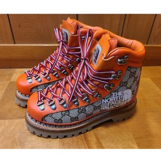 GUCCI - 極美品 GUCCI レザー チャンキーヒール スクエアトゥ GUCCI - 極美品 GUCCI レザー チャンキーヒール スクエアトゥ