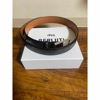 BERLUTI(ベルト)のフリマアイテム一覧 BERLUTI(ベルト)のフリマアイテム一覧
