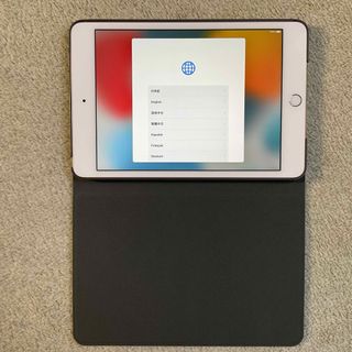 アップル(Apple)のiPad mini4(タブレット)