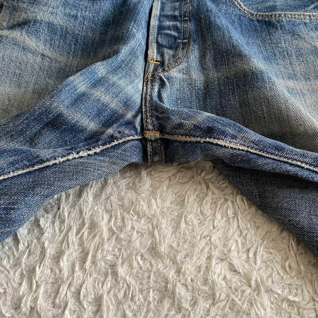Levi's - リーバイス 501 キムタクモデル USED加工 鬼ヒゲ 縦 Levi's - リーバイス 501 キムタクモデル USED加工 鬼ヒゲ 縦